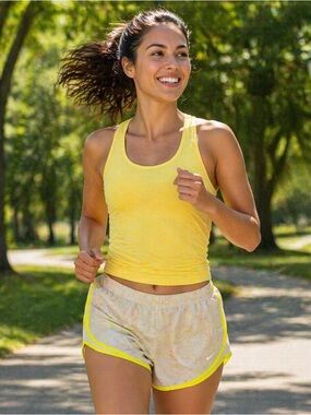Nike Tempo 3" Yellow Splatter Running Athletic Shorts Women’s Size Large